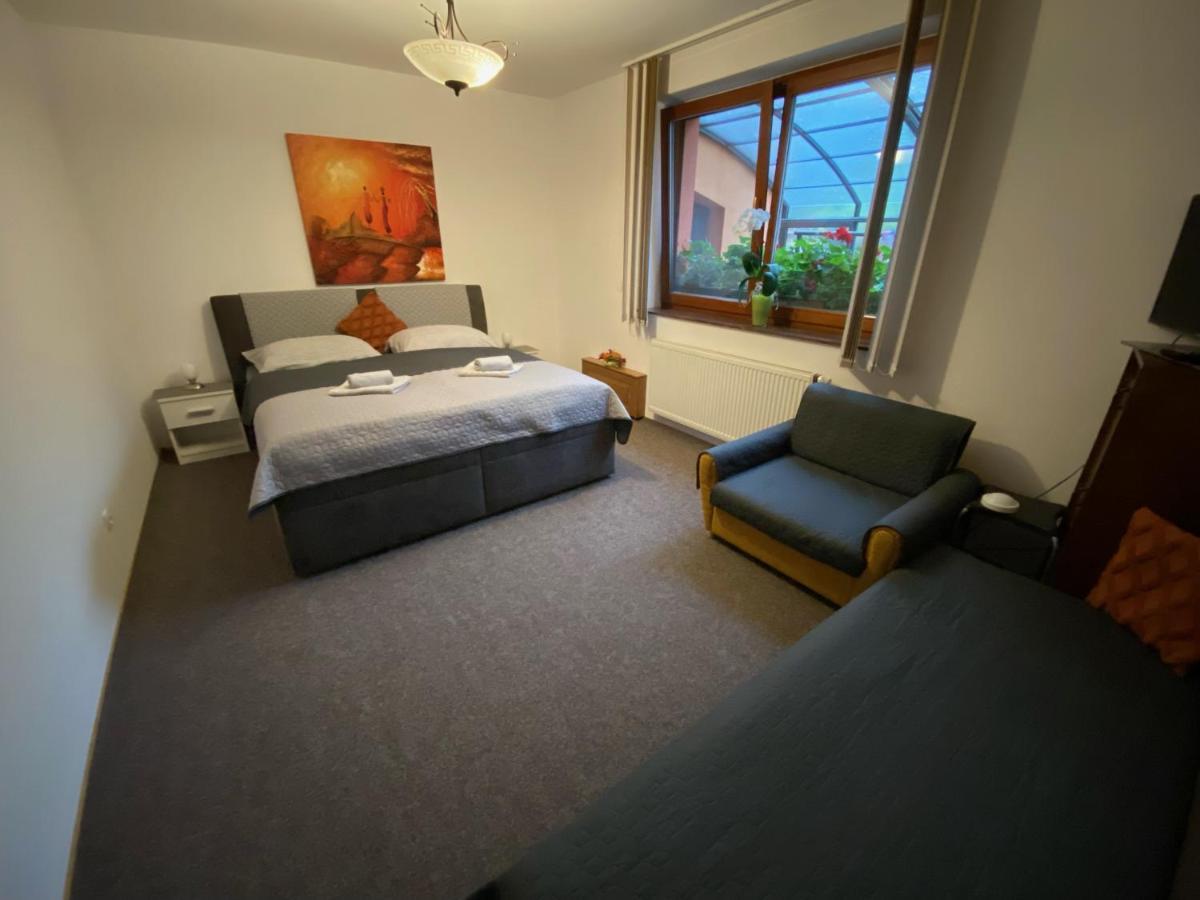 Brezno 2 Izbovy Apartman Sabi 外观 照片