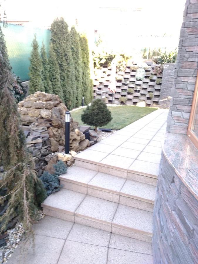 Brezno 2 Izbovy Apartman Sabi 外观 照片